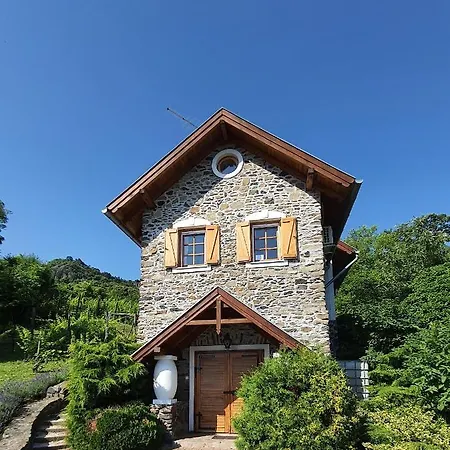 Sarkanyles Vendeghaz * Kisapati