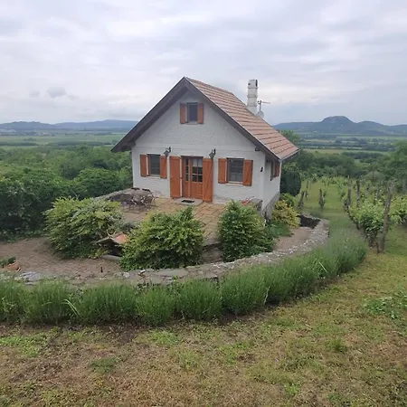 Sarkanyles Vendeghaz * Kisapati