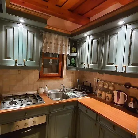 فندق Sarkanyles Vendeghaz *